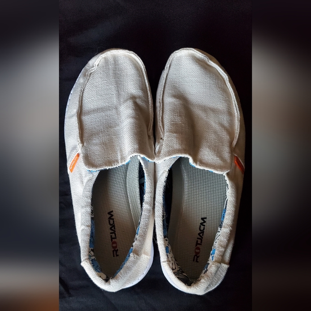 Cream Slip-On Slippers